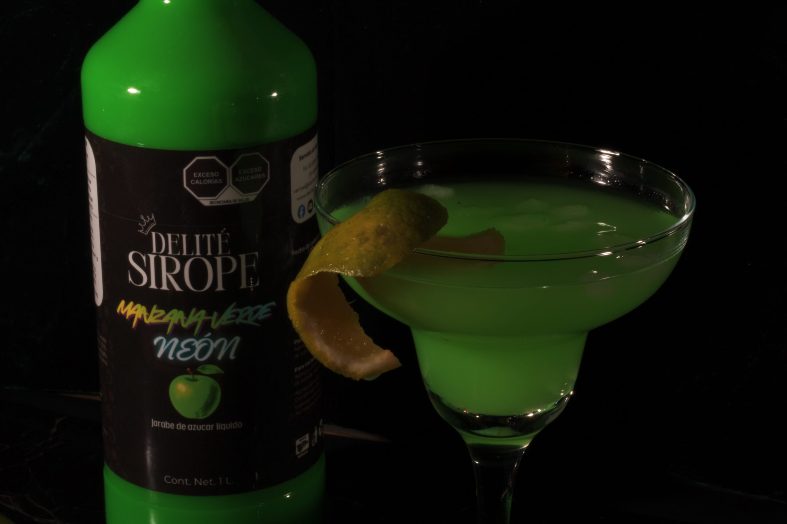 Sirope manzana verde con brillo UV (neón) sin Azúcar - Image 2